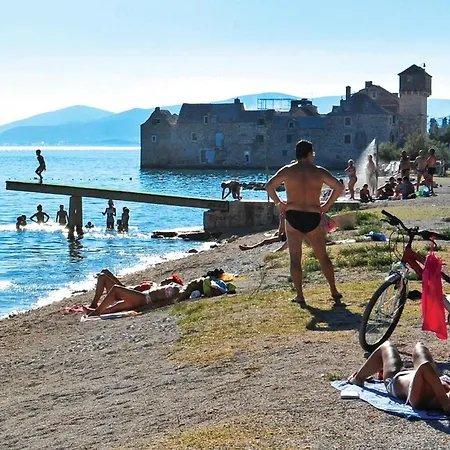 Amazing In Kastel Gomilica *